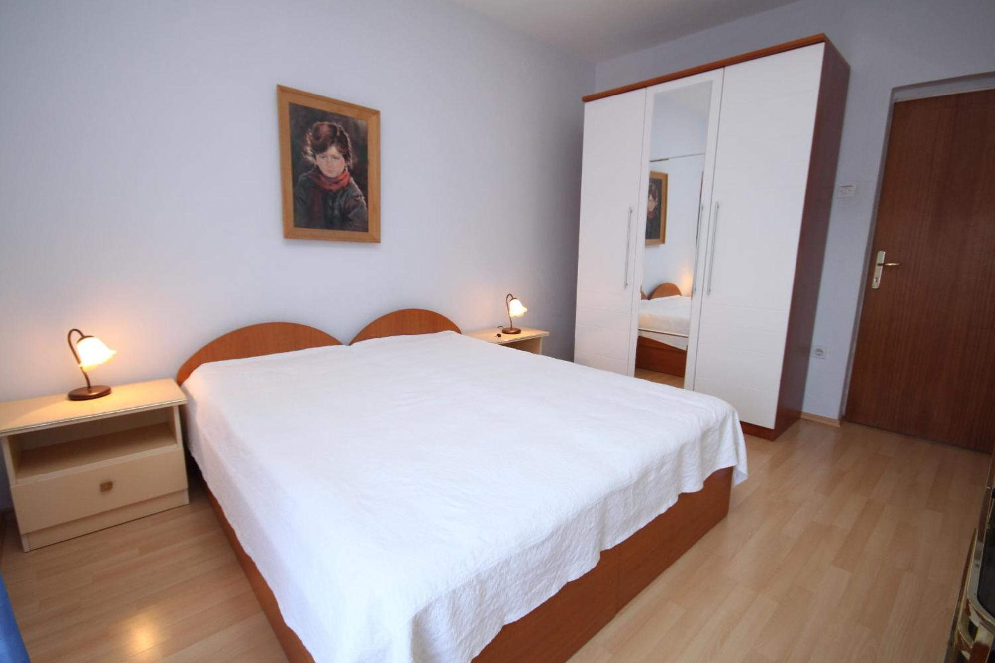 Apartments With A Parking Space Makarska - 6693 Номер фото